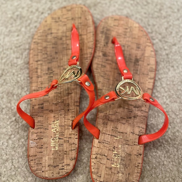 MK Michael Kors sandals - Picture 5 of 7